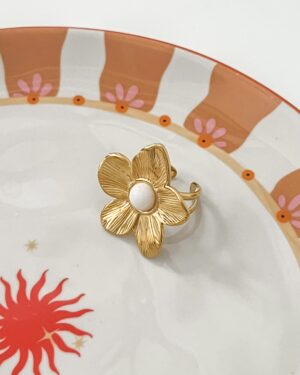 Ring Big Flower White